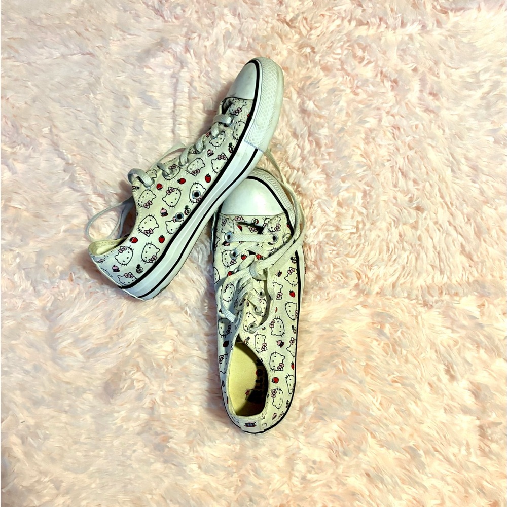 COPY - Hello Kitty Converse
